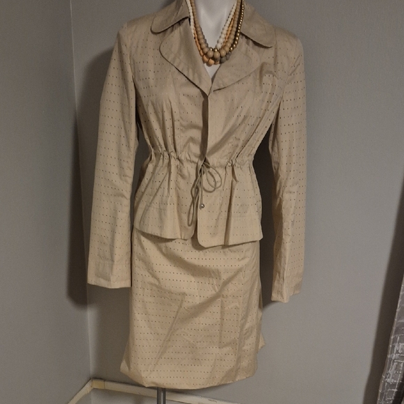 Akris Beige Two-Piece Skirt Suit